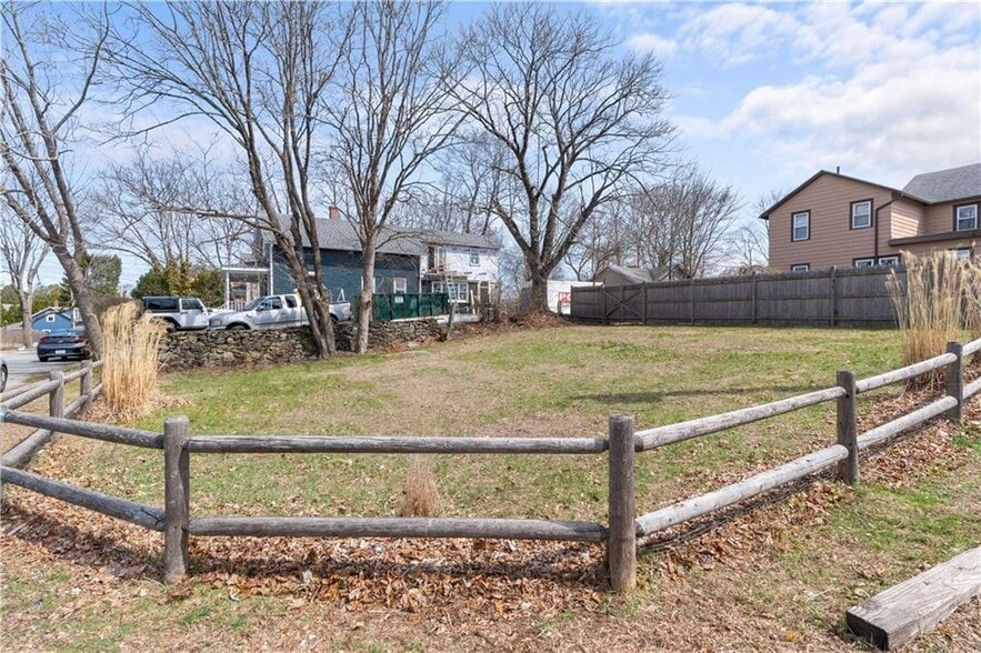 More Photos Of 32 Union St, East Greenwich Land For Sale