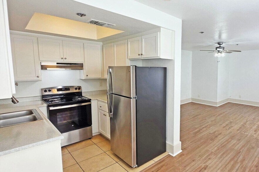 More Photos Of 1825 Capitol Ave, Sacramento Apartments For Sale