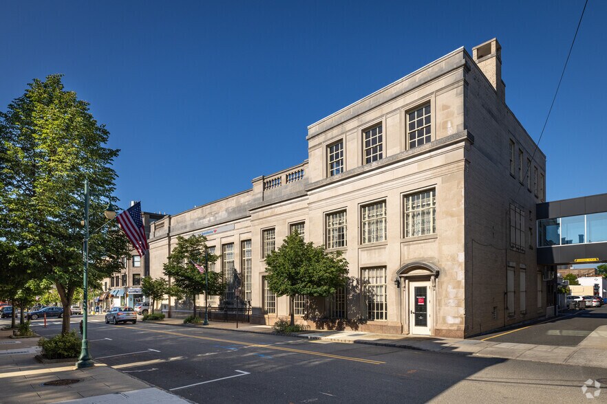 More Photos Of 367-369 Springfield Ave, Summit General Retail For Lease