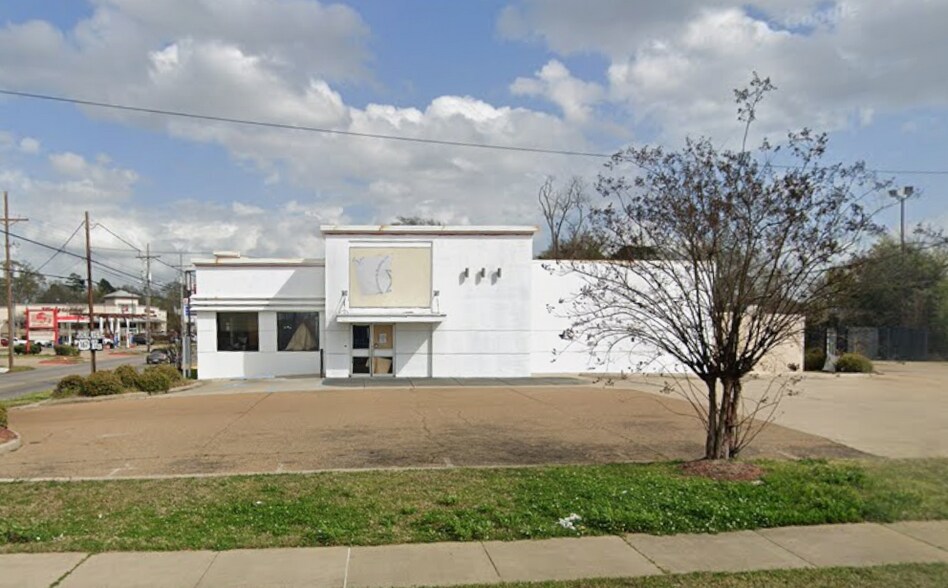 More Photos Of 211 W California Ave, Ruston Fast Food For Lease