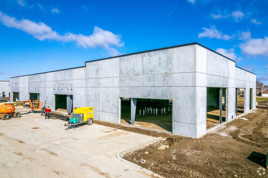 More Photos Of 3400 SE Crossroads Dr, Grimes Warehouse For Sale