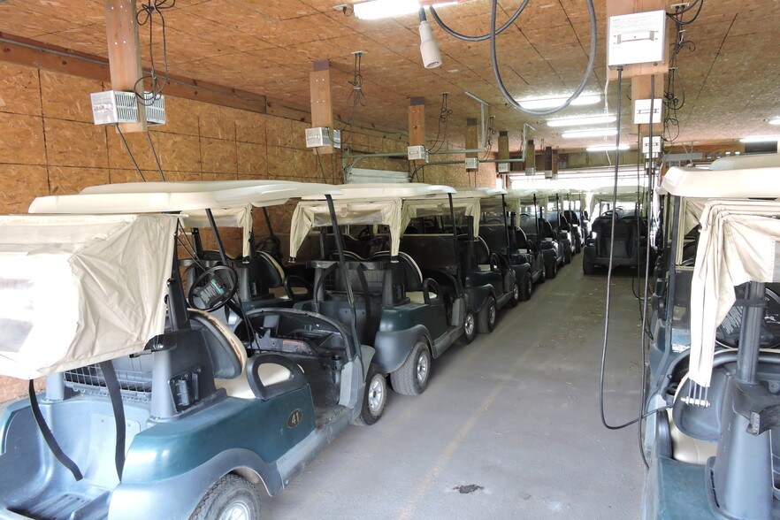 More Photos Of 6722 State Route 31, Cicero Golf Course Driving Range For Sale