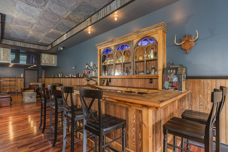 More Photos Of 12 N Main St, Lambertville Storefront Retail Office For Sale