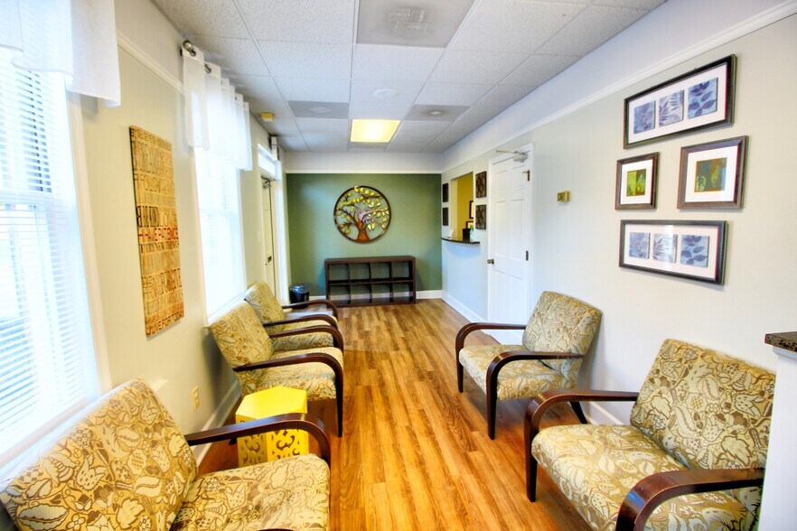 More Photos Of 748-758 Holcomb Bridge Rd, Norcross Office For Sale