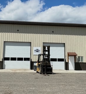 Primary Photo Of 313 Skyway Blvd, Belgrade Office For Lease