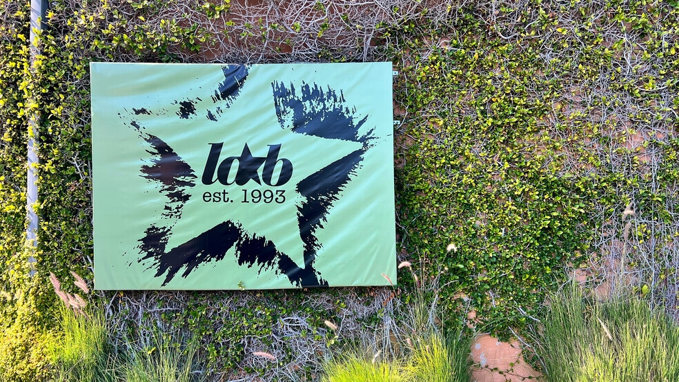 More Photos Of 2930 Bristol St, Costa Mesa Unknown For Lease