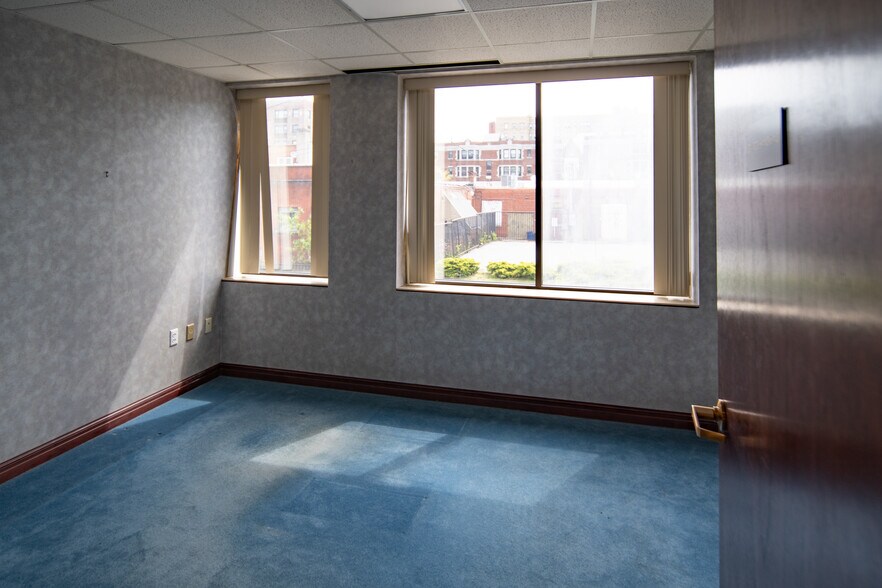 More Photos Of 235 North St, Buffalo Medical For Sale