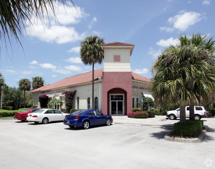 Primary Photo Of 9115 Corsea del Fontana Way, Naples Office For Sale