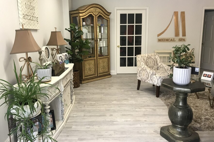 More Photos Of 2940 Dekalb Pike, Norristown Freestanding For Sale