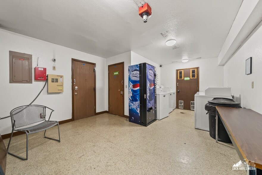 More Photos Of 545 E 11th Ave, Anchorage Apartments For Sale