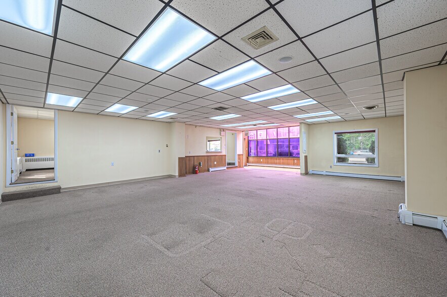 More Photos Of 2406 New Rd, Northfield Office For Sale