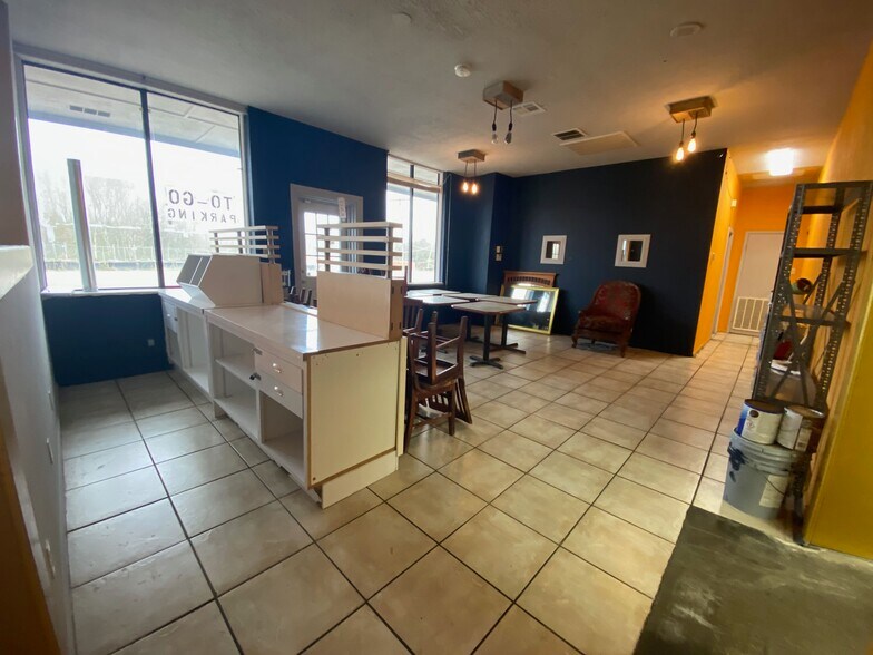 More Photos Of 2401 Port Neches Ave, Port Neches Restaurant For Sale