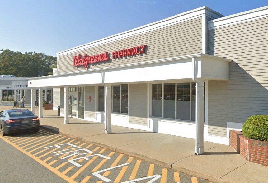 Primary Photo Of 3848-3872 Falmouth Rd, Marstons Mills General Retail For Lease