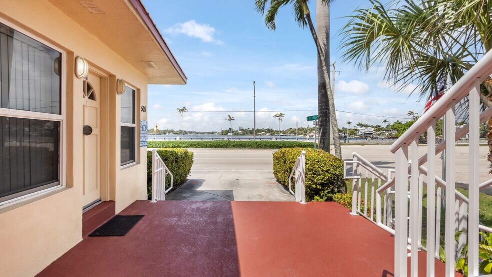 More Photos Of 505-513 S Ocean Dr, Hollywood Apartments For Sale