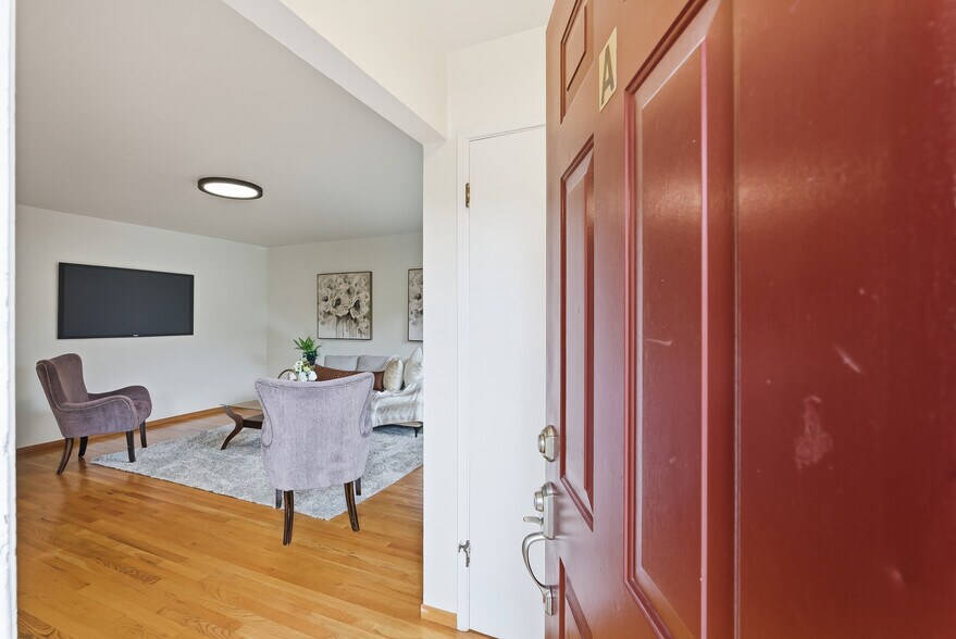 More Photos Of 517 Stannage Ave, Albany Apartments For Sale