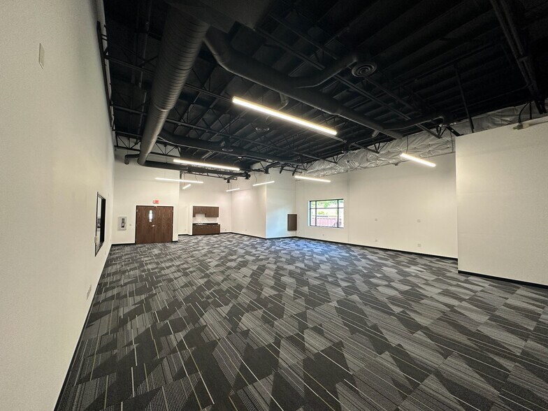 More Photos Of 4611 Nw Fruit Valley Rd, Vancouver Warehouse For Lease