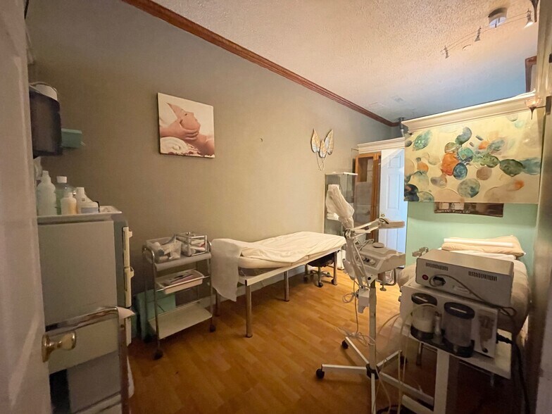 More Photos Of 12899-12905 Main St, Garden Grove Storefront For Sale