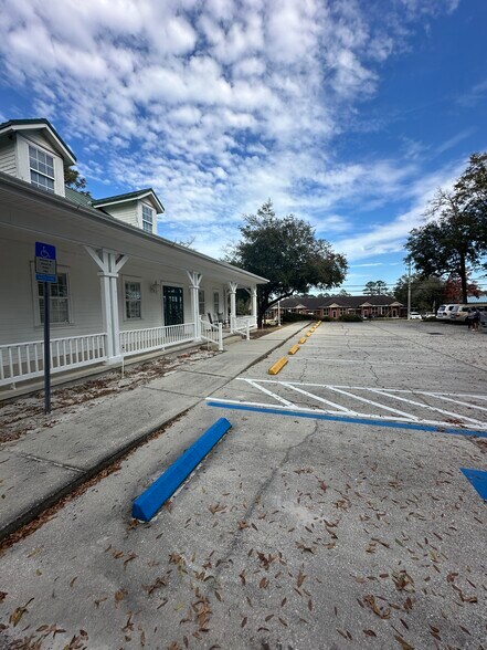 More Photos Of 1850 Bellair Blvd, Orange Park Medical For Sale