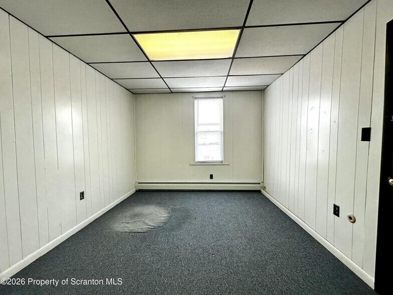 More Photos Of 207 E Drinker St, Scranton Storefront Retail Office For Lease