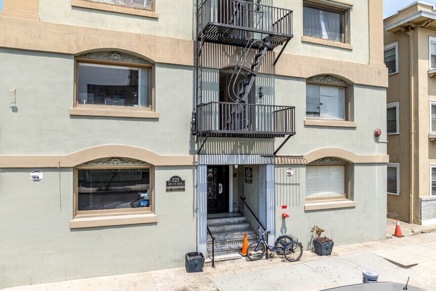 More Photos Of 323 W 4th St, Long Beach Apartments For Sale