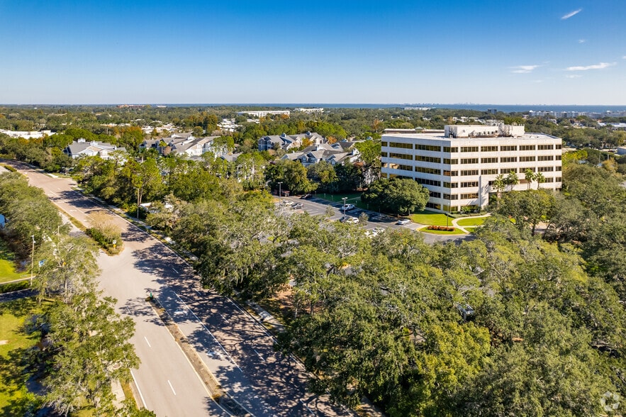 More Photos Of 311 Park Place Blvd, Clearwater Office For Lease