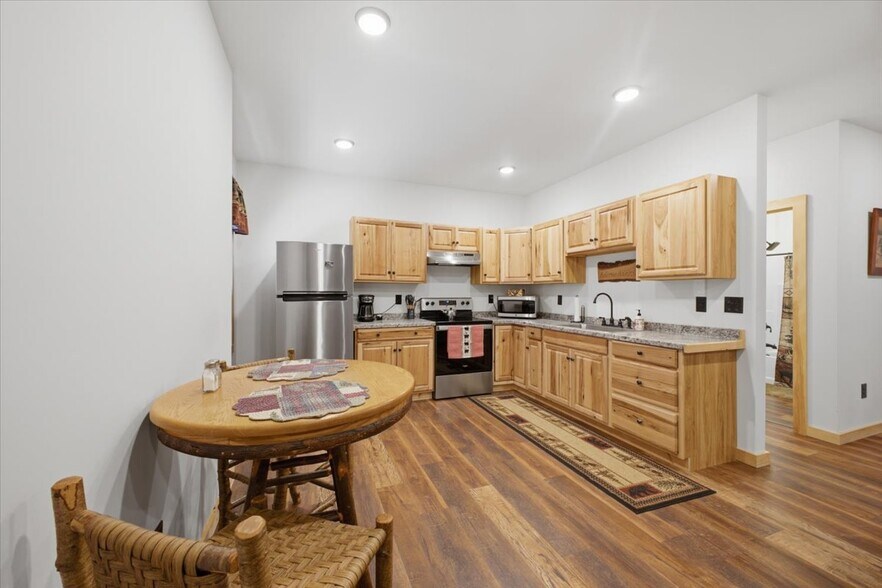 More Photos Of 6275 State Highway 30, Indian Lake Flex For Sale