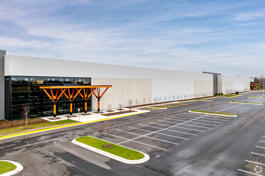 Primary Photo Of TDC I-90 Logistics Center, West Dundee Distribution For Lease