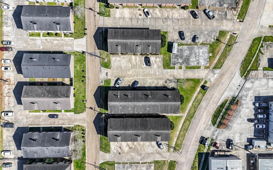 More Photos Of , Baton Rouge Multifamily For Sale