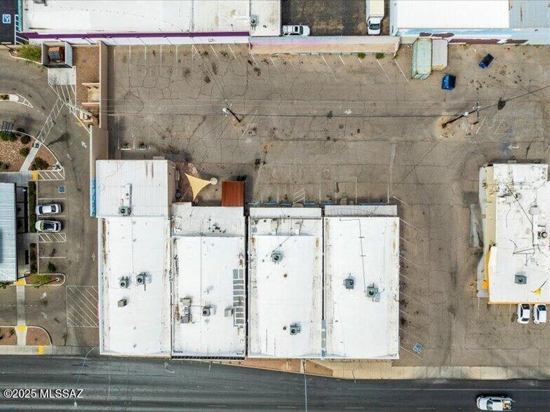 More Photos Of 1106-1130 S Wilmot Rd, Tucson Storefront Retail Office For Sale