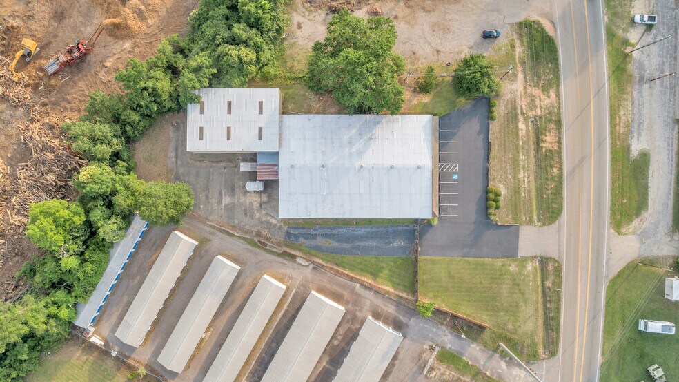 More Photos Of 10352 Atomic Rd, North Augusta Flex For Sale