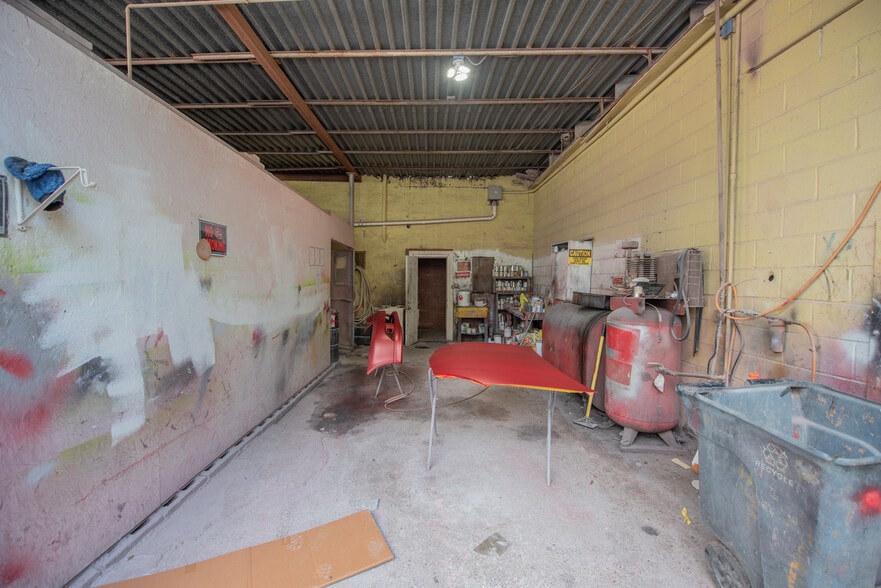 More Photos Of 2838 Bladensburg Rd NE, Washington Service For Lease