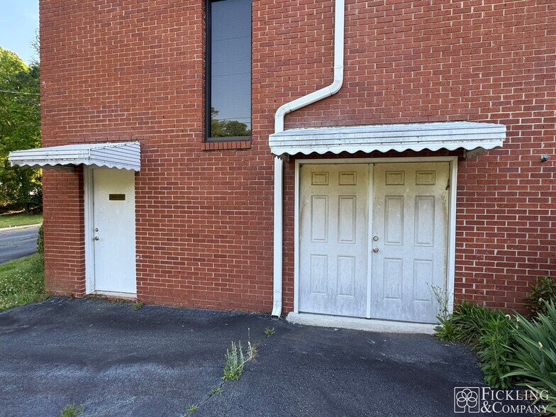 More Photos Of 123 Sparta Hwy, Eatonton Medical For Sale