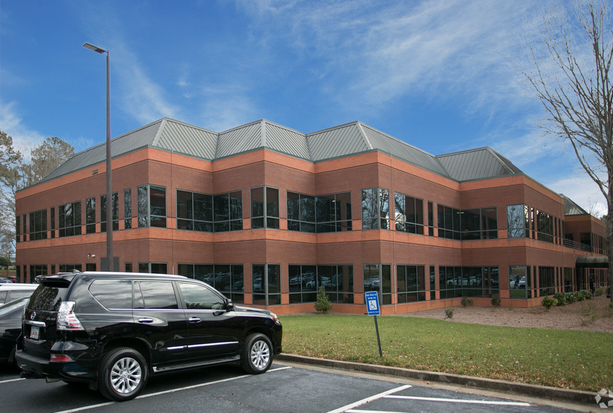 More Photos Of 5895 Windward Pky, Alpharetta Office For Lease