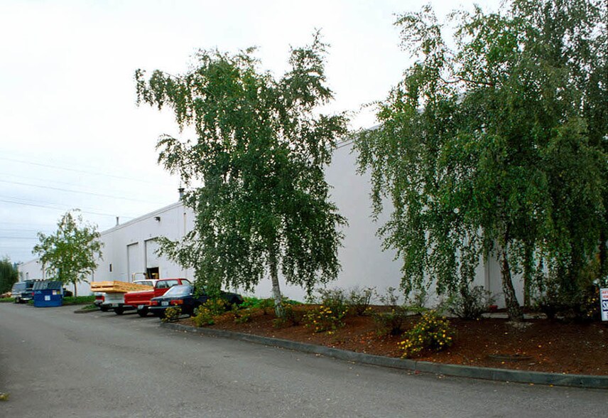 More Photos Of 22412-22426 72nd Ave S, Kent Warehouse For Lease