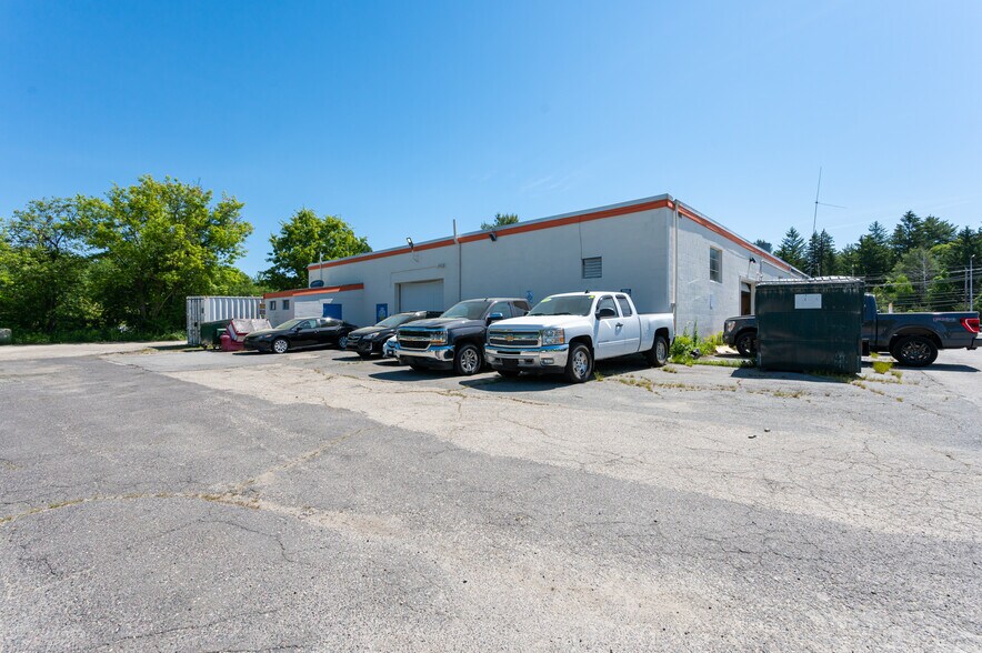 More Photos Of 86 Newburyport Tpke, Newbury Auto Dealership For Sale