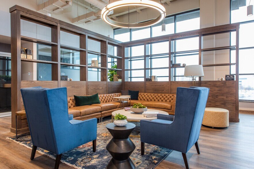 More Photos Of 250 Southdale Ctr, Edina Coworking Space