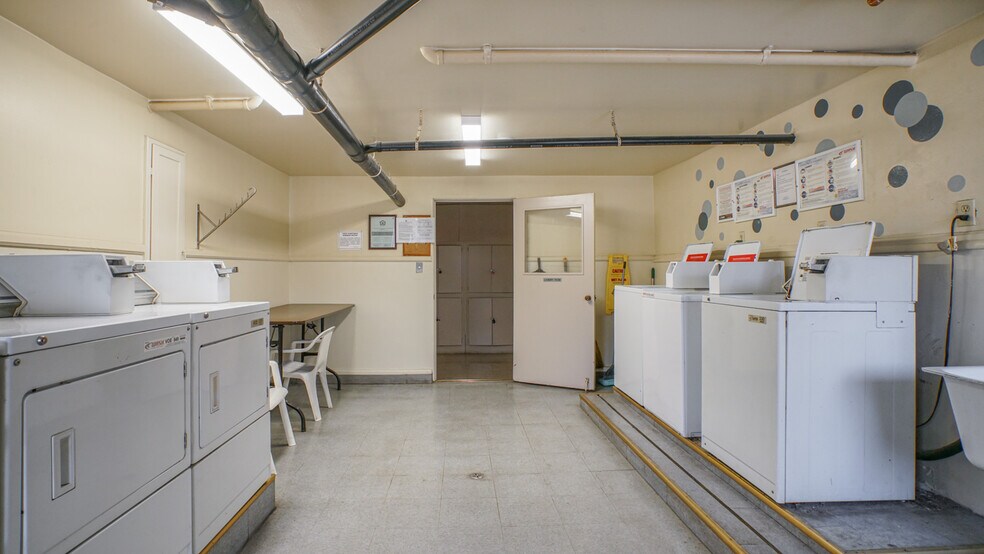 More Photos Of 275 S Marengo Ave, Pasadena Apartments For Sale