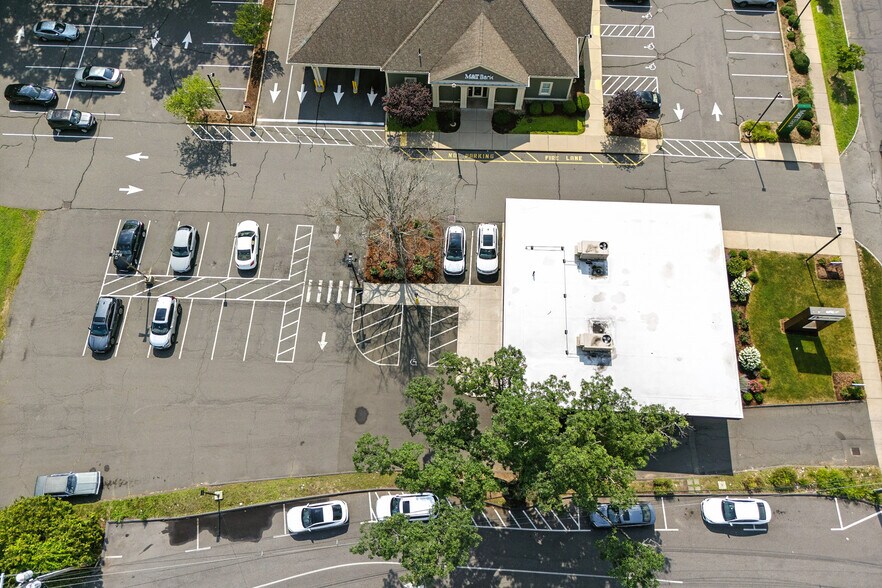 More Photos Of 1930 Wilbraham Rd, Springfield Bank For Sale