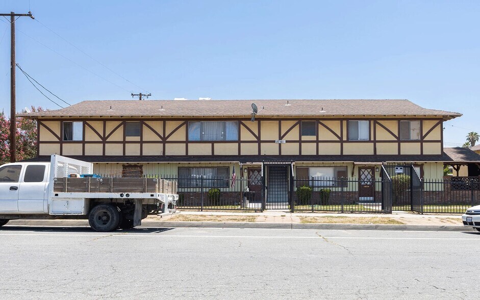 More Photos Of 2761 Golden Ave, San Bernardino Apartments For Sale