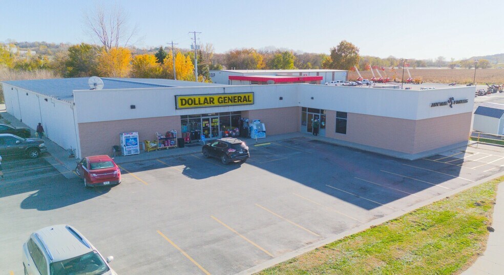 More Photos Of 1205 S Locust St, Glenwood Storefront For Sale