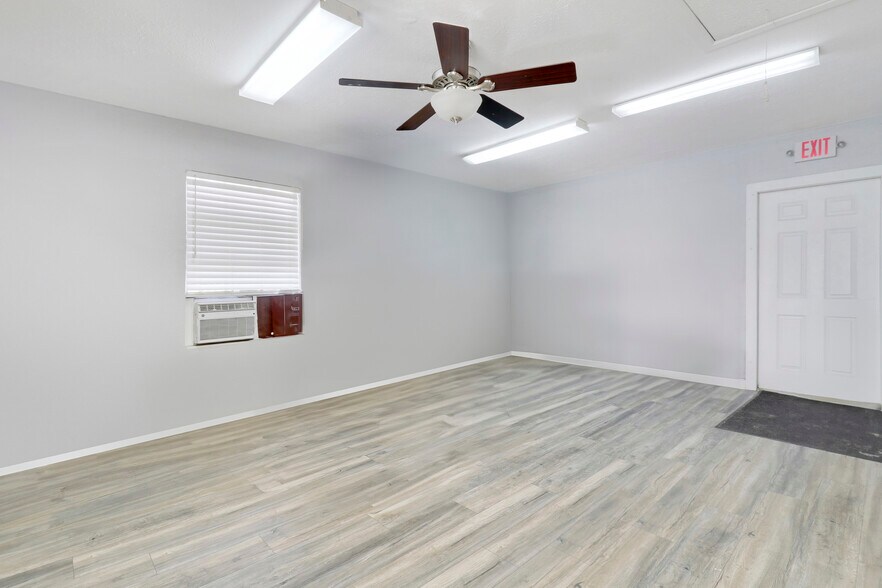More Photos Of 1791 SE Port St Lucie Blvd, Port Saint Lucie Medical For Sale