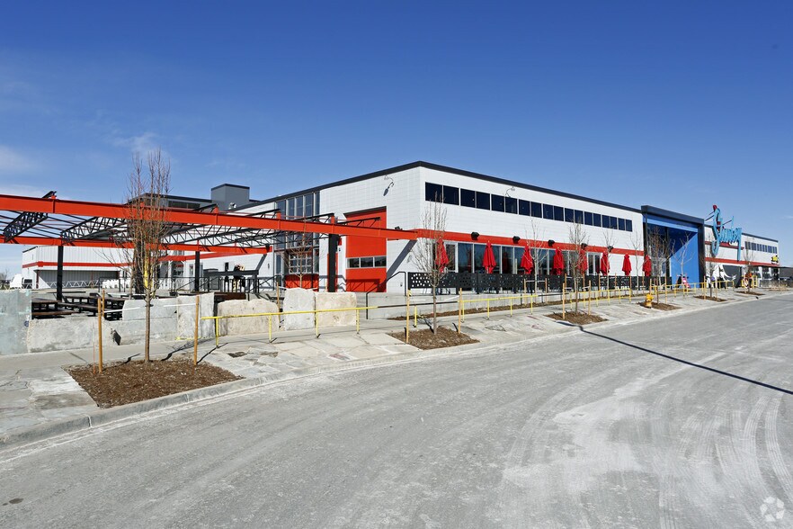 More Photos Of 2501 Dallas St, Aurora General Retail For Lease