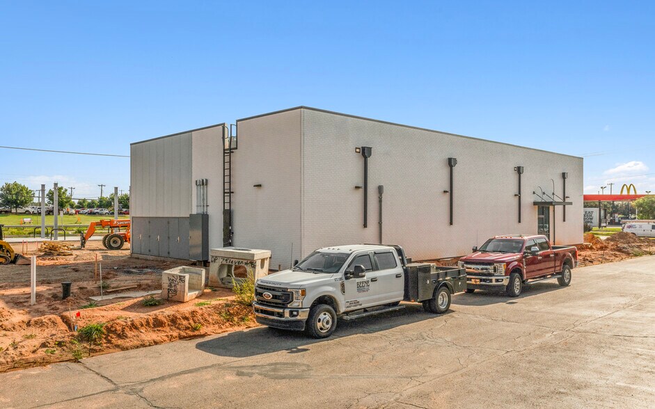 More Photos Of 4500 W Reno Ave, Oklahoma City Convenience Store For Sale