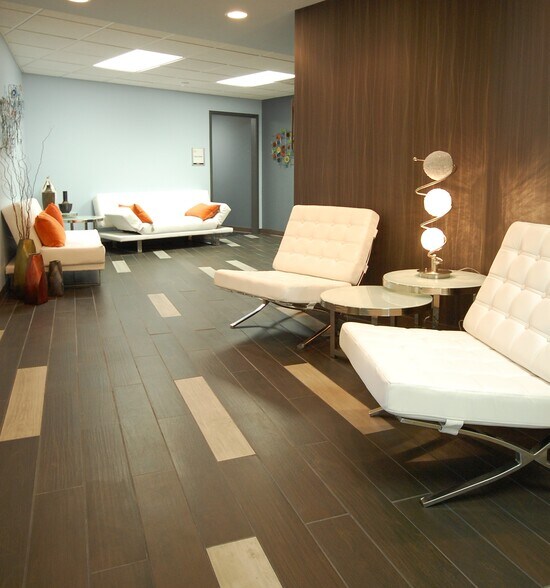 More Photos Of 5251 S East St, Indianapolis Office For Lease