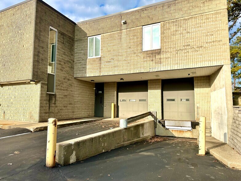 More Photos Of 175 Amherst St, Nashua Freestanding For Lease