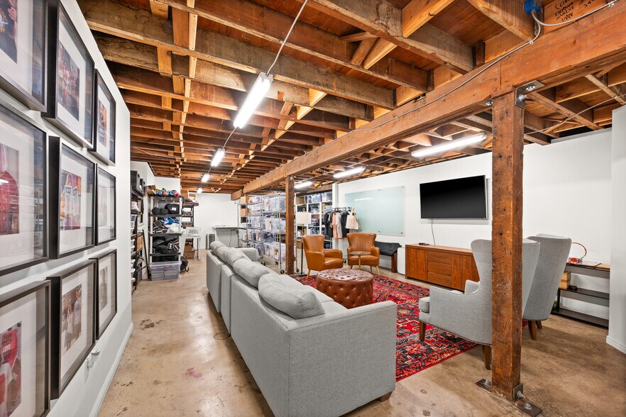 More Photos Of 1680 S Main St, Salt Lake City Freestanding For Lease