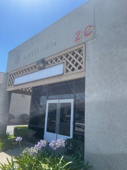 More Photos Of 13902 Harbor Blvd, Garden Grove Light Manufacturing For Sale