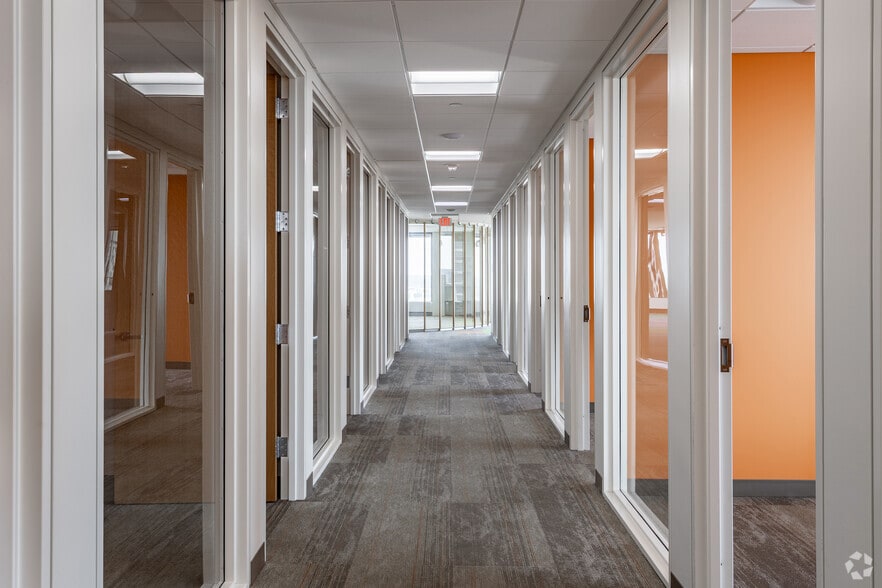 More Photos Of 101 5th St E, Saint Paul Office For Sale