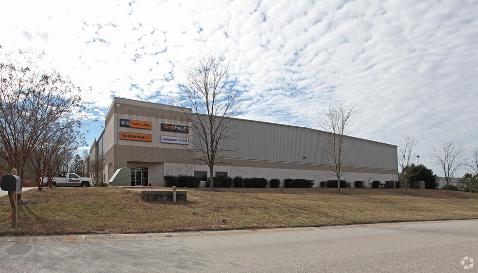 More Photos Of 9057 Northfield Dr, Fort Mill Manufacturing For Lease