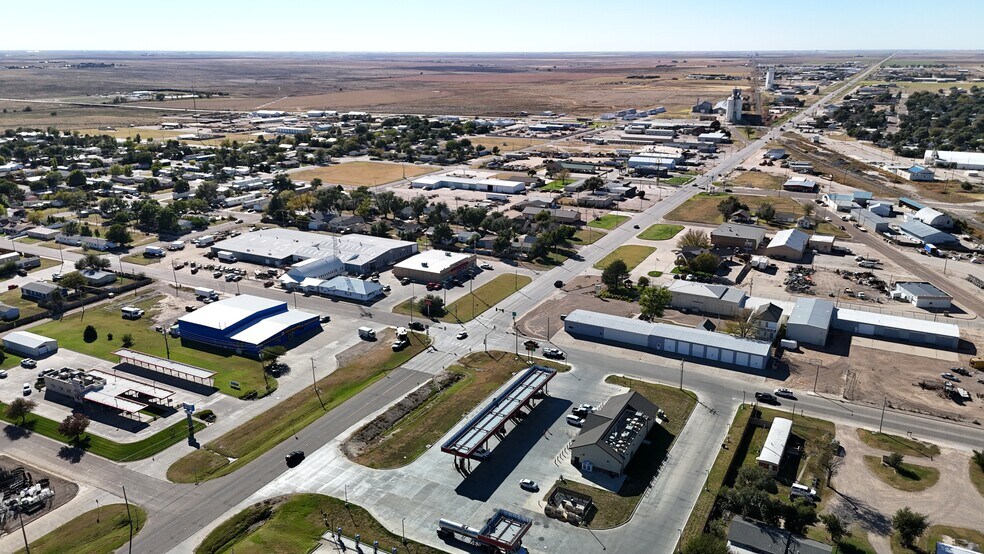 More Photos Of 305 E Oklahoma St, Ulysses Freestanding For Sale